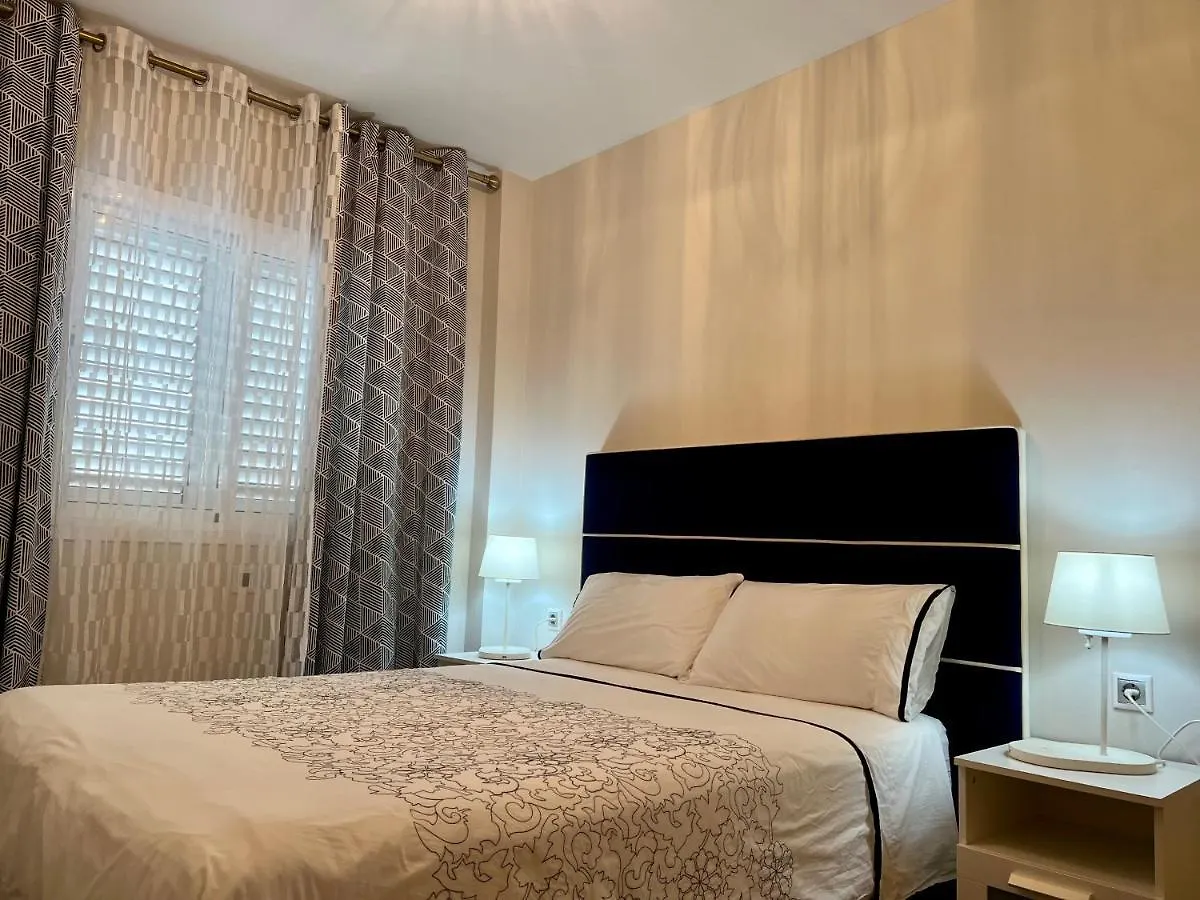 Apartamentos Dalia Vecindario